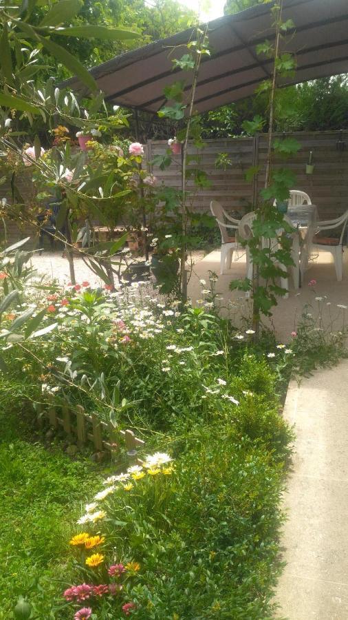 Au Coeur Du Luberon Otel Cavaillon Dış mekan fotoğraf